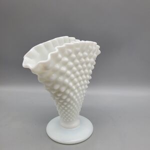 Fenton Art Glass, Hobnail Milk Glass Fan Vase Vintage Milkglass Vintage fenton